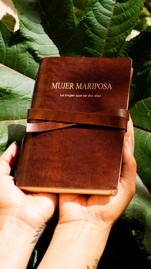 Mujer Mariposa Journal